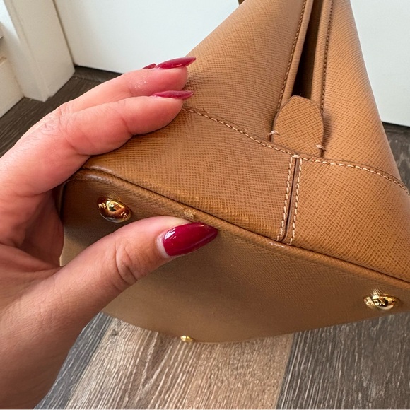 Prada Large Saffiano Tan Lux Promenade Bag - Top Handle Crossbody - Picture 10 of 16